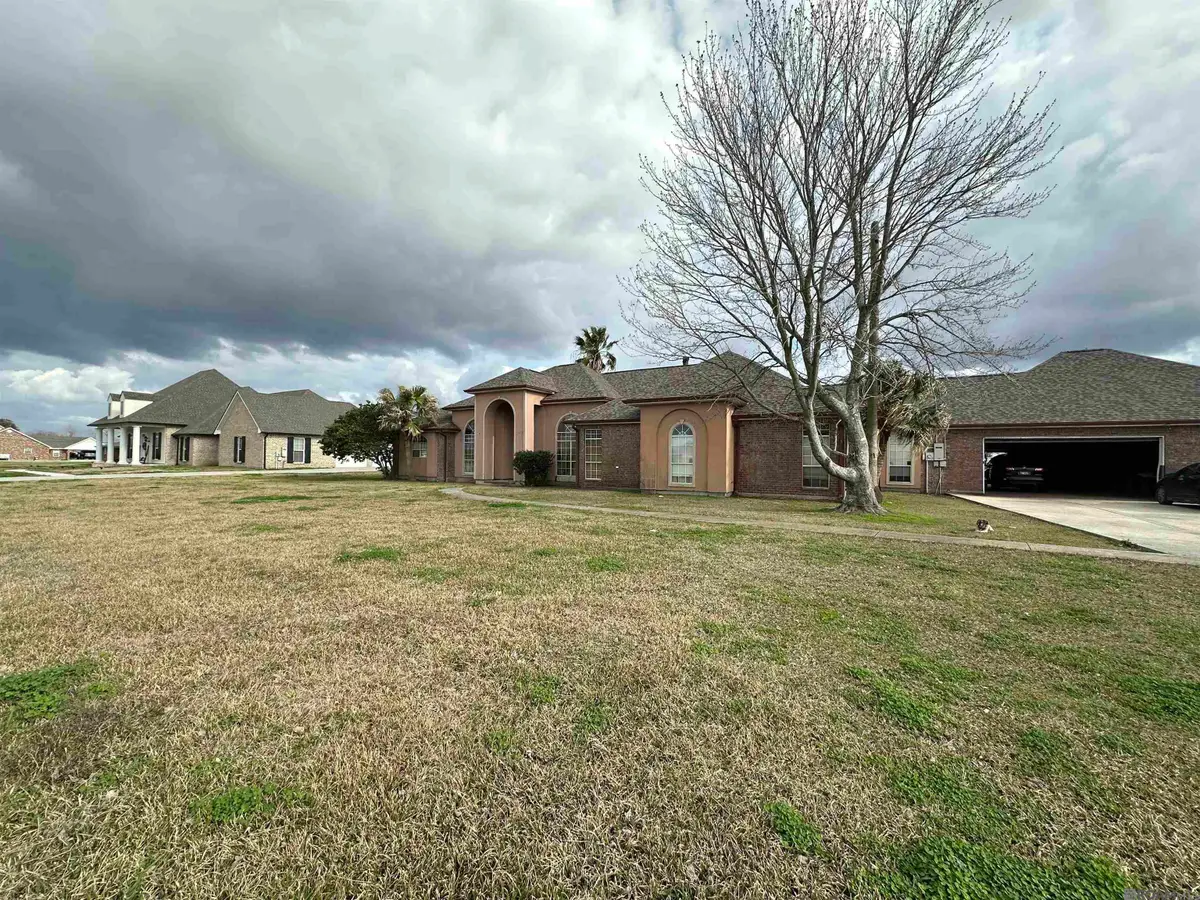 166 Ideal St, Belle Rose, LA 70341 - Image #1