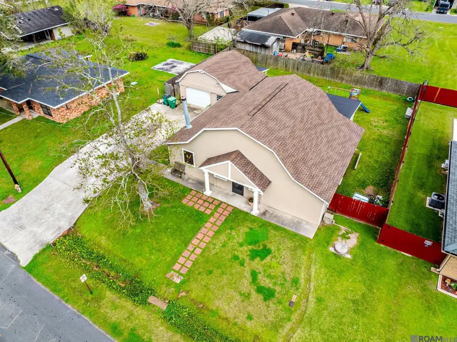 143 Market St, Raceland, LA 70394 - Image #2