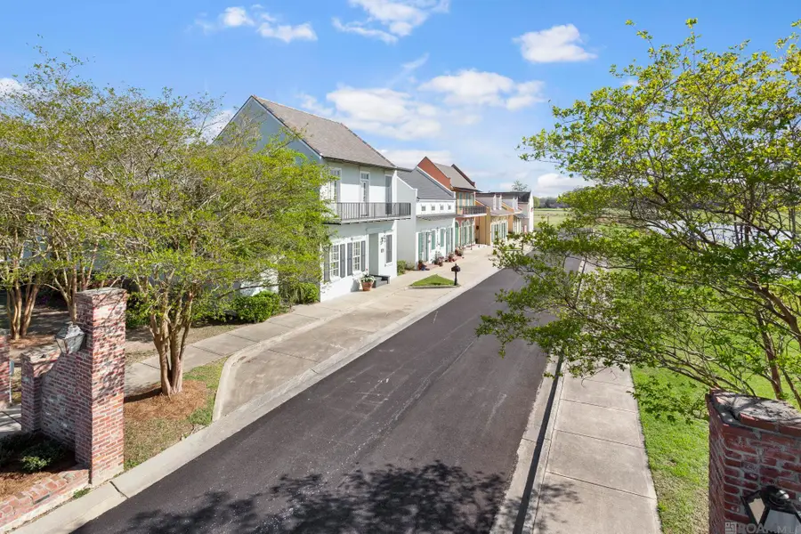 3291 St Ann Dr, Zachary, LA 70791 - Image #2