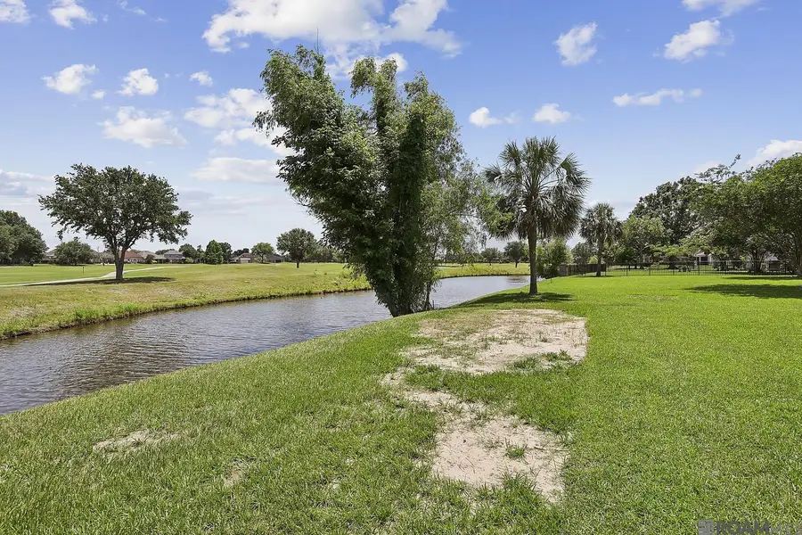 6112 Royal Palms Ct, Gonzales, LA 70737 - Image #3