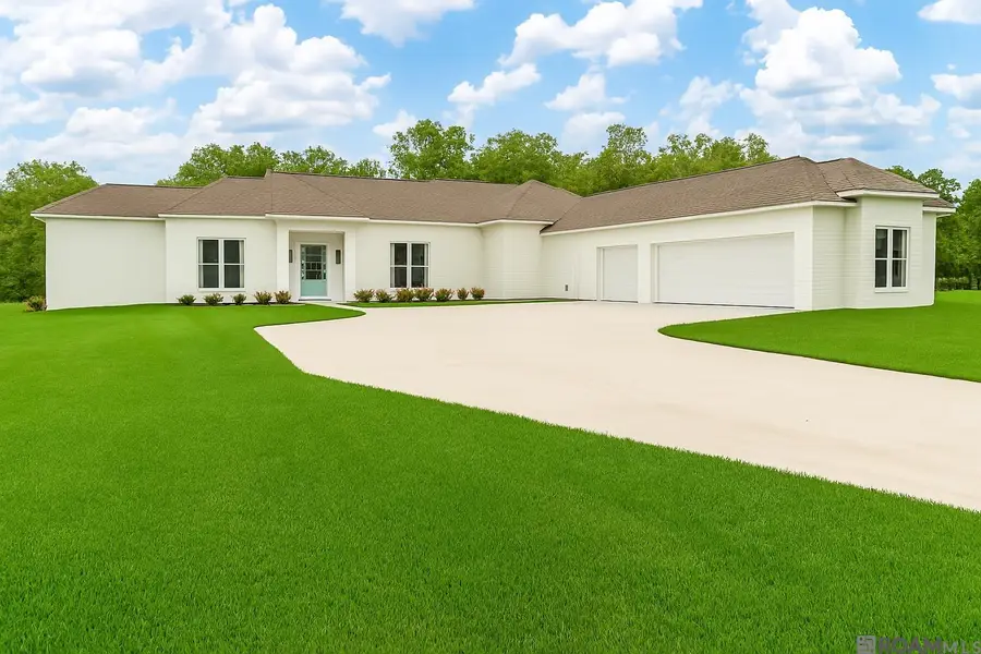 1033 W Worthey St, Gonzales, LA 70737 - Image #3