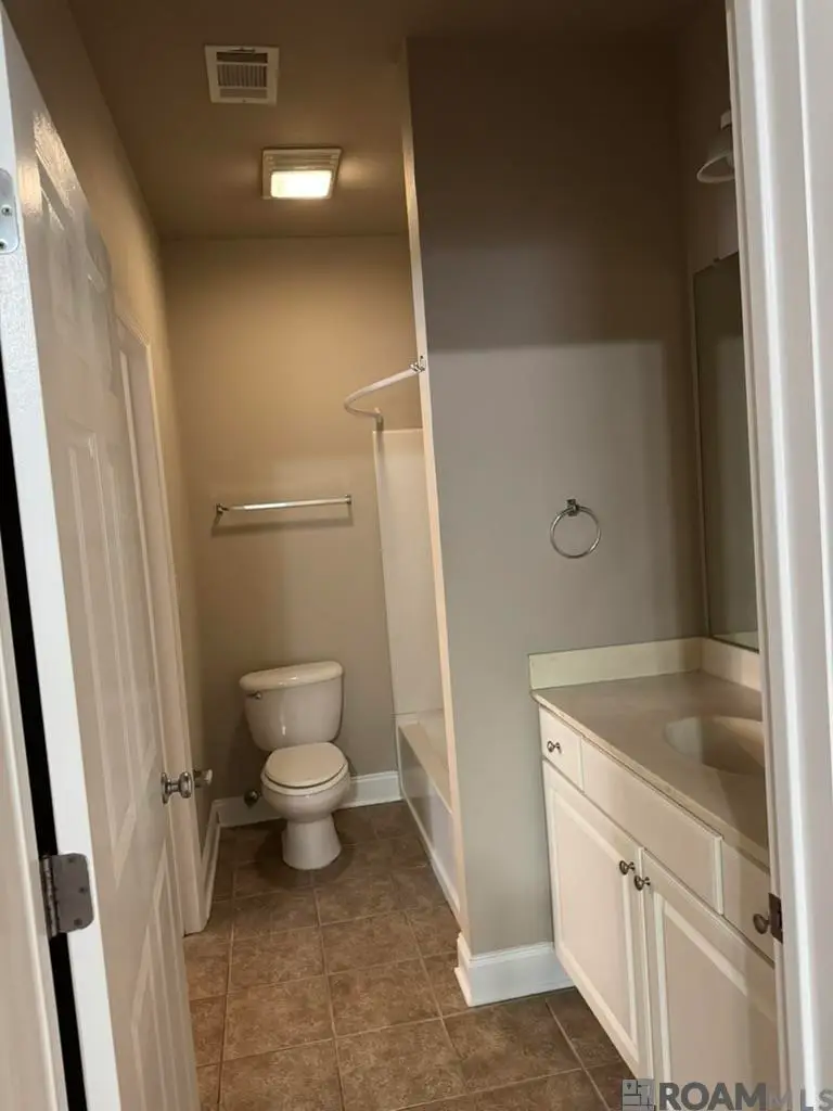 900 Dean Lee Dr #106, Baton Rouge, LA 70820 - Image #2