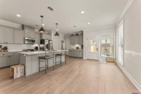 6400 Patio Ct, Gonzales, LA 70737