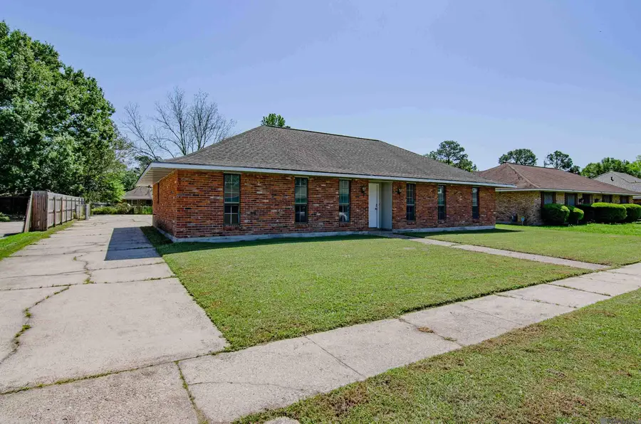 3468 Ridgemont Dr, Baton Rouge, LA 70814 - Image #2