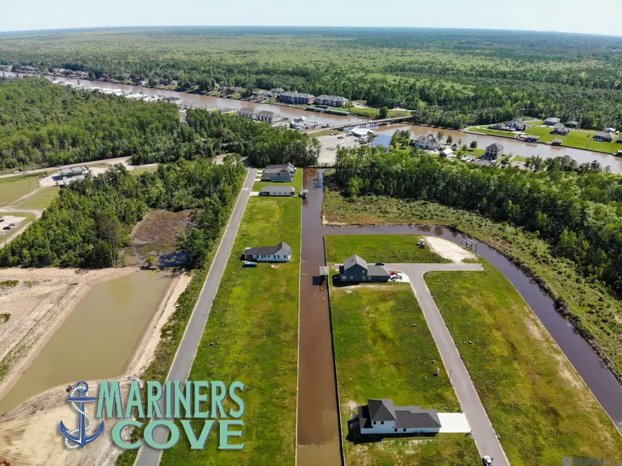 12846 N St Croix Ct, Maurepas, LA 70449 - Image #3