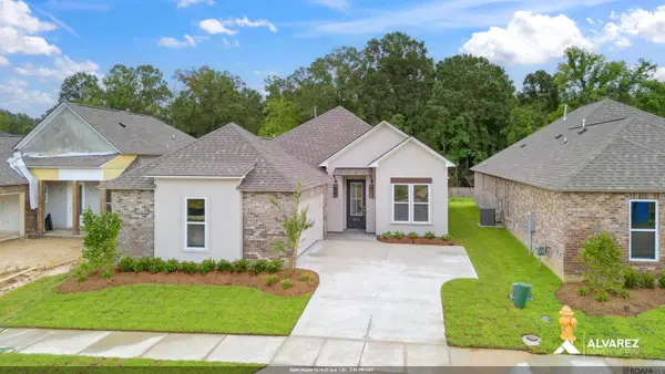 6831 Garden Hill Dr, Baton Rouge, LA 70817