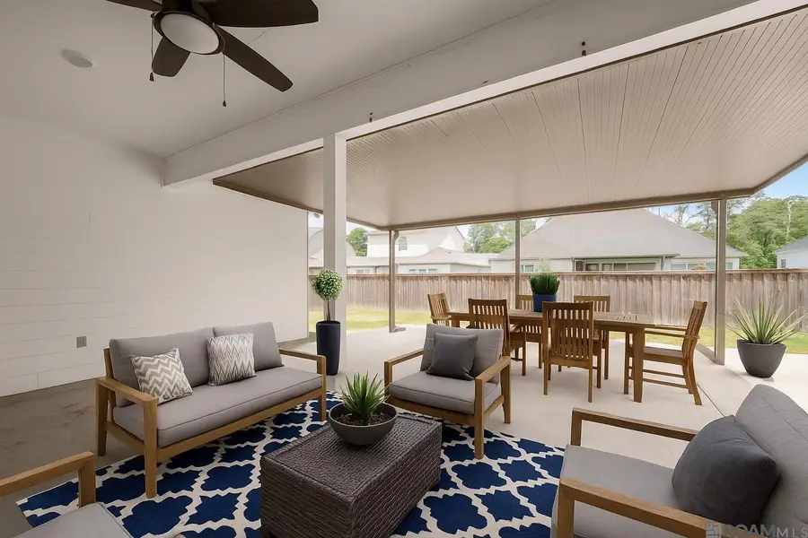 9629 S Creek Dr, Denham Springs, LA 70726 - Image #3