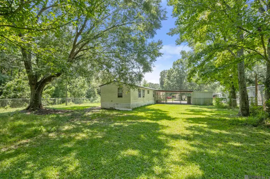 9779 Spike Ridge Dr, Zachary, LA 70791 - Image #2