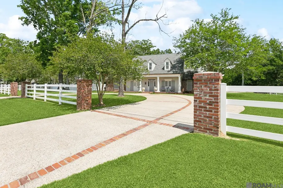 10152 S Vignes Rd, Baton Rouge, LA 70817 - Image #2