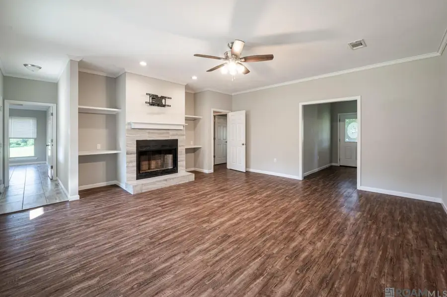 11818 Pheasantwood Dr, Central, LA 70714 - Image #2