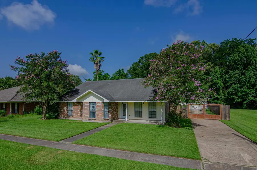 6647 Maple St, Zachary, LA 70791 - Image #3
