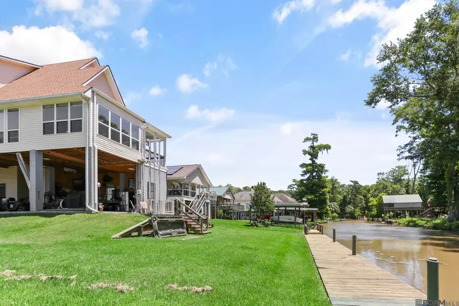 14442 Samantha Dr, Port Vincent, LA 70726 - Image #2