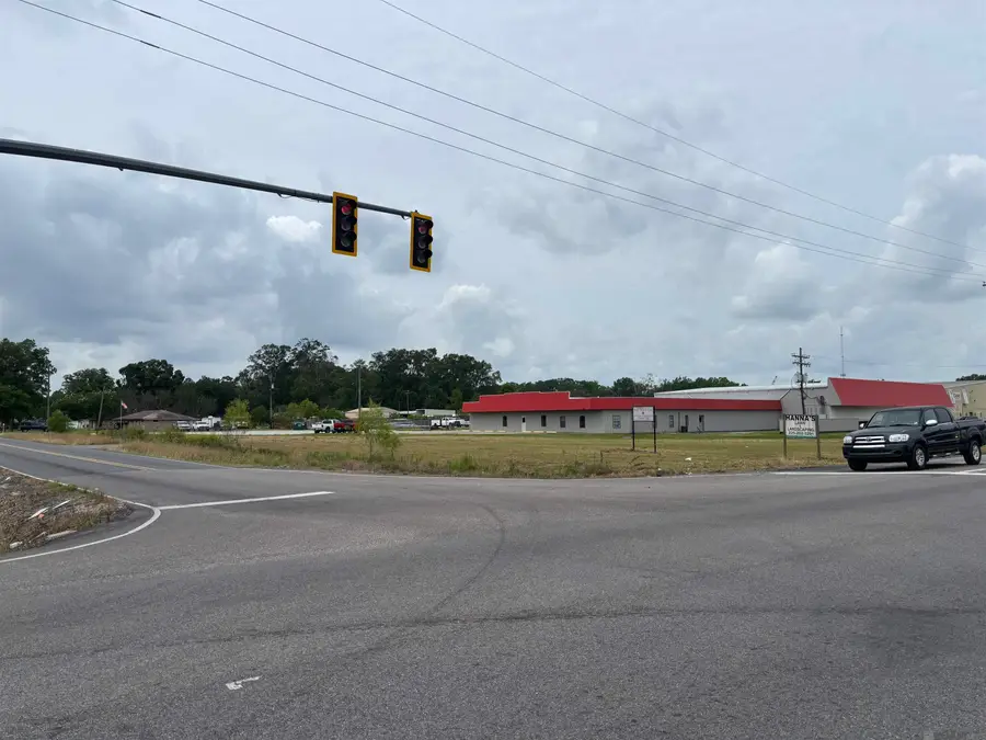 39251 La Hwy 74, Gonzales, LA 70737 - #3