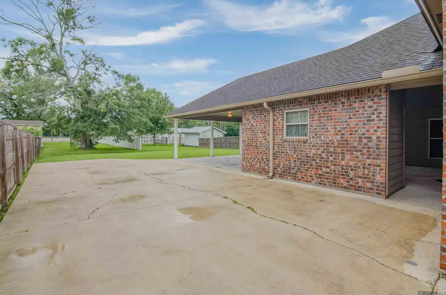 42248 Conifer Dr, Gonzales, LA 70737 - Image #3