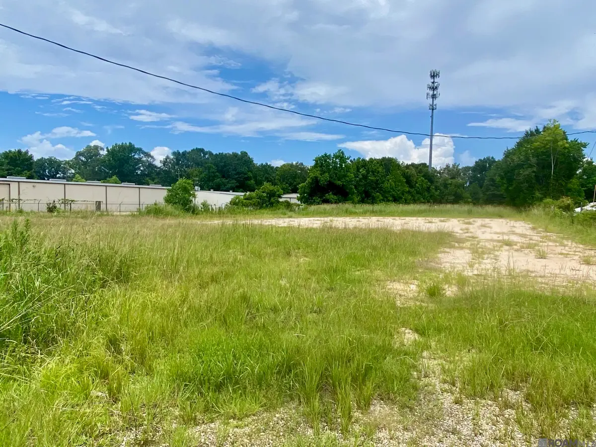 9981 Main St, Zachary, LA 70791 - Image #1
