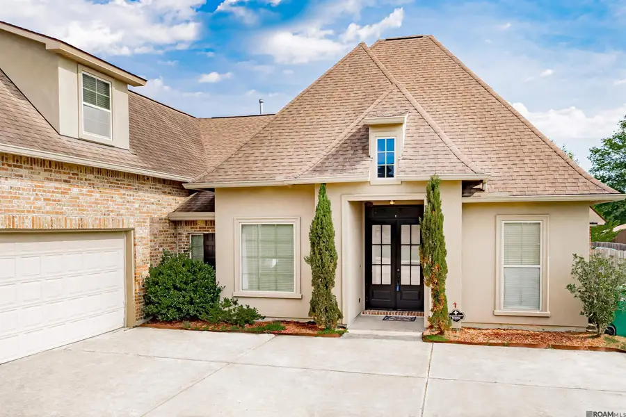 10561 Creek Haven Ln, Denham Springs, LA 70726 - Image #3