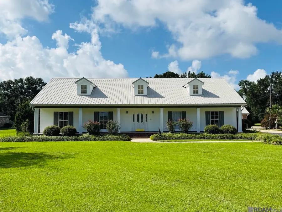 6168 Brewerton Rd, Gonzales, LA 70737 - Image #2