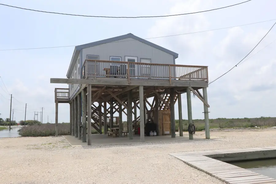 195 Highway 1, Grand Isle, LA 70358 - #3