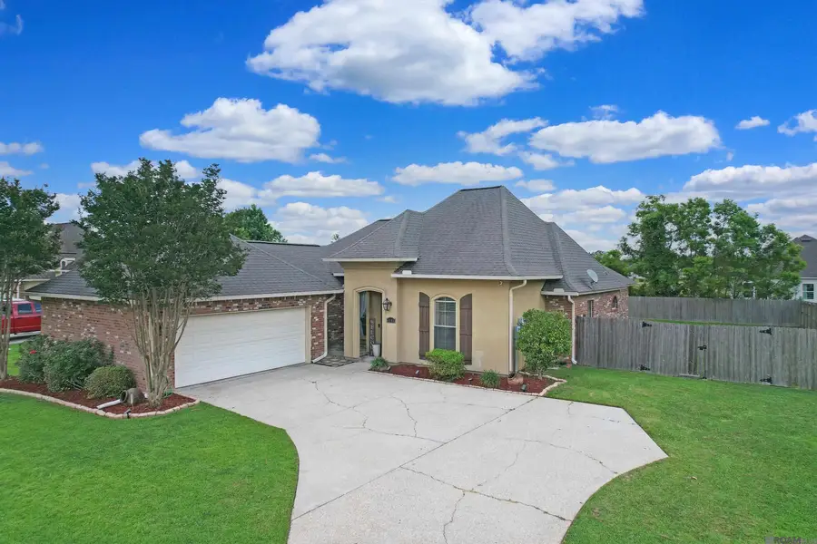 6900 Lakeland Dr, Zachary, LA 70791 - Image #2