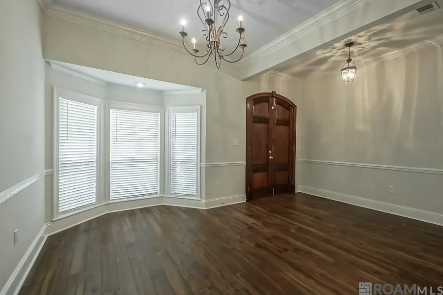 10673 Hillshire Ave, Baton Rouge, LA 70810 - Image #2