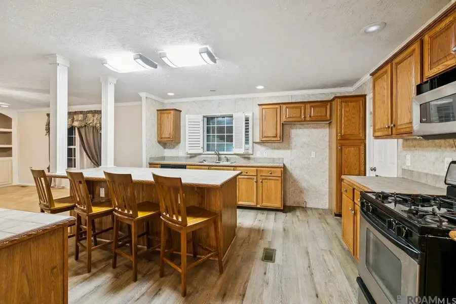 1210 E La Hwy 30, Gonzales, LA 70737 - Image #3