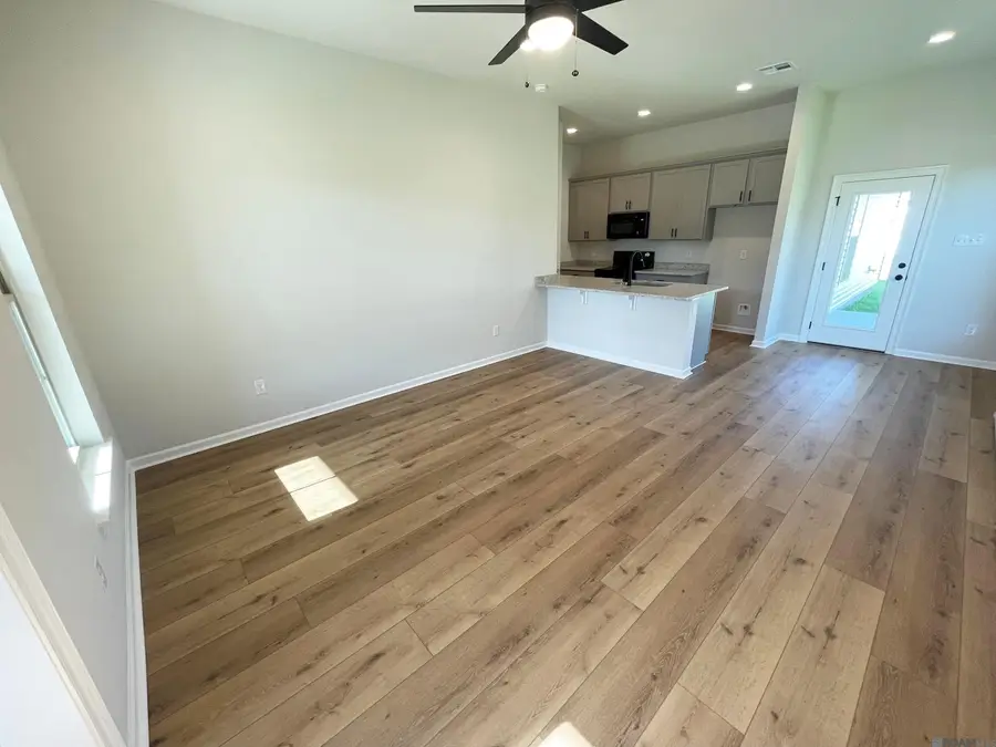 28374 Middlebrook Way, Denham Springs, LA 70726 - Image #2