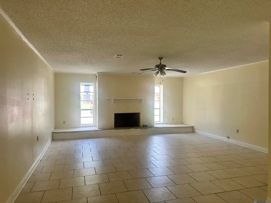 3114 Vancouver Dr, Baton Rouge, LA 70819 - Image #2