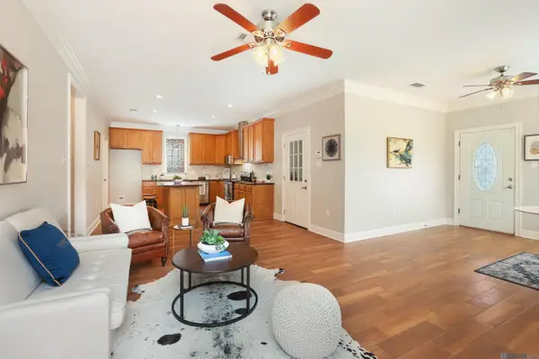 10123 Hyde Park, Baton Rouge, LA 70816