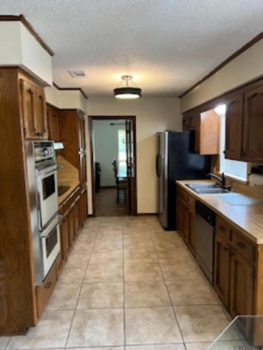 1342 Barkley Dr, Baton Rouge, LA 70810 - Image #3