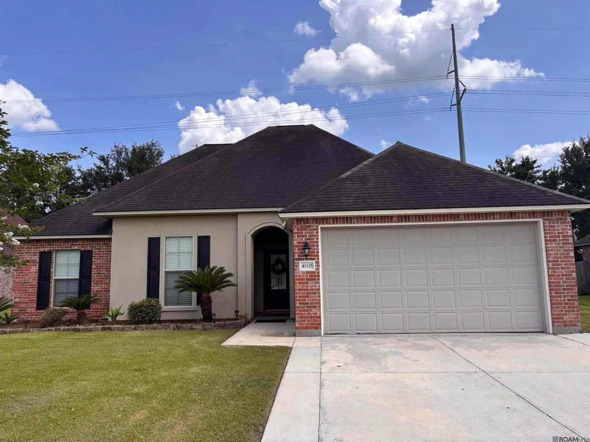 41125 Merrimac Dr, Sorrento, LA 70778 - Image #1