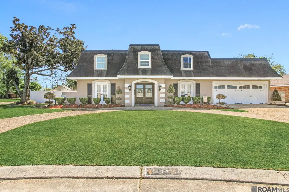 204 Fort Jackson St, Belle Chasse, LA 70037 - Image #1