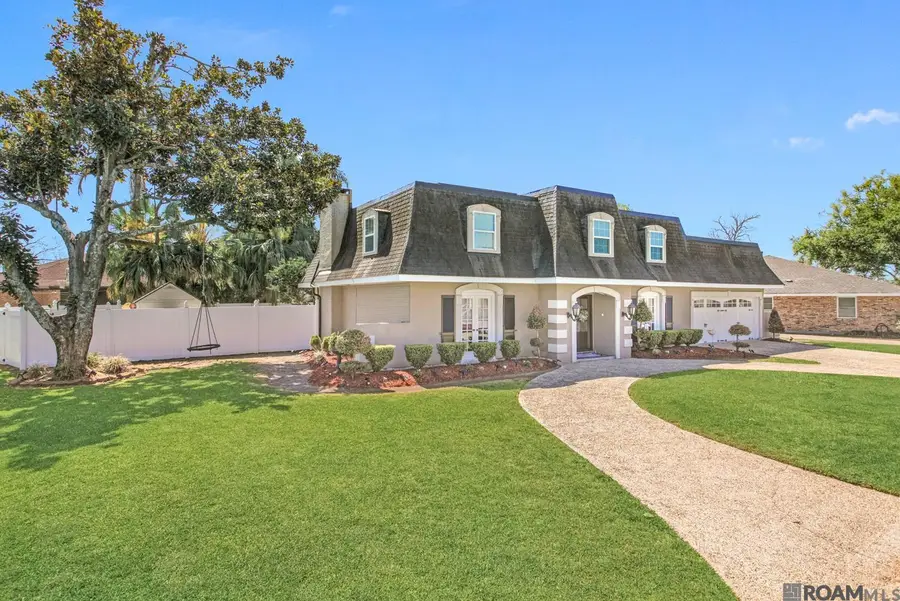 204 Fort Jackson St, Belle Chasse, LA 70037 - Image #2