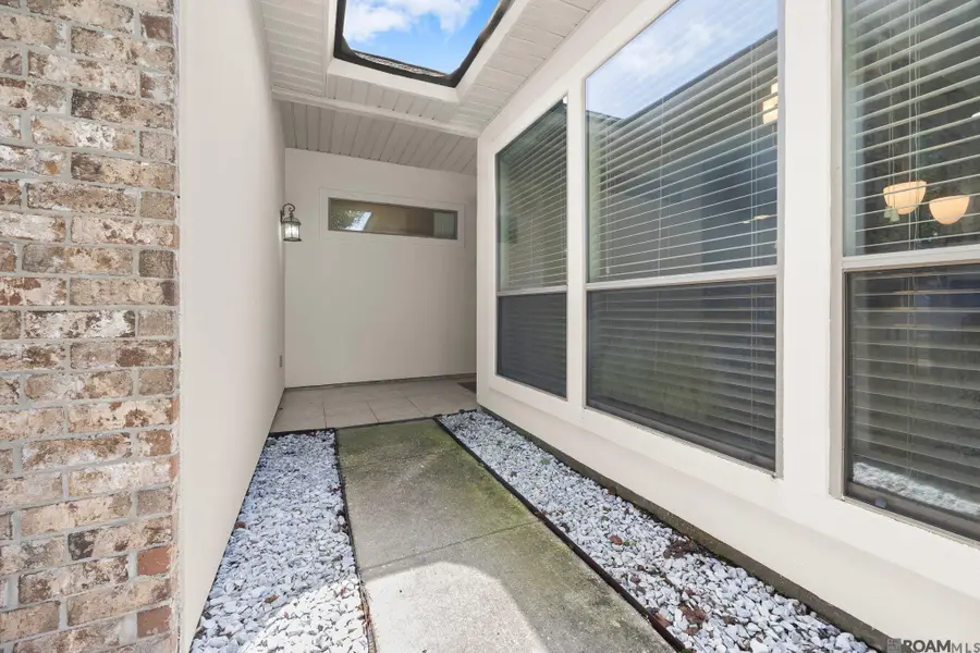 5368 Courtyard Dr, Gonzales, LA 70737 - Image #3