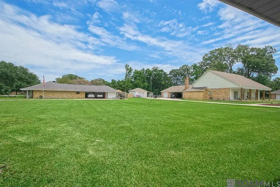 10112 Shoe Creek Dr, Baton Rouge, LA 70818 - Image #3