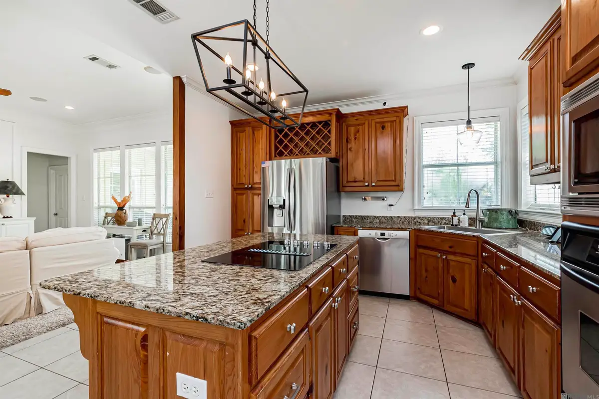 10317 Springvalley Ave, Baton Rouge, LA 70810 - Image #1