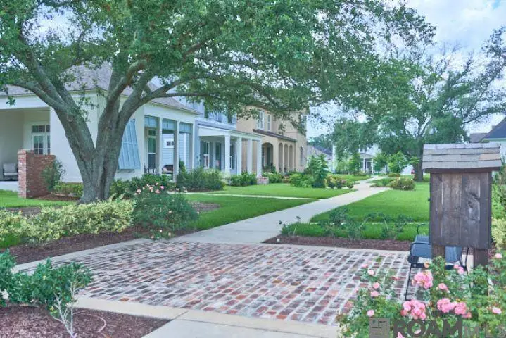 7529 Mcmahon Dr, Baton Rouge, LA 70817 - Image #2