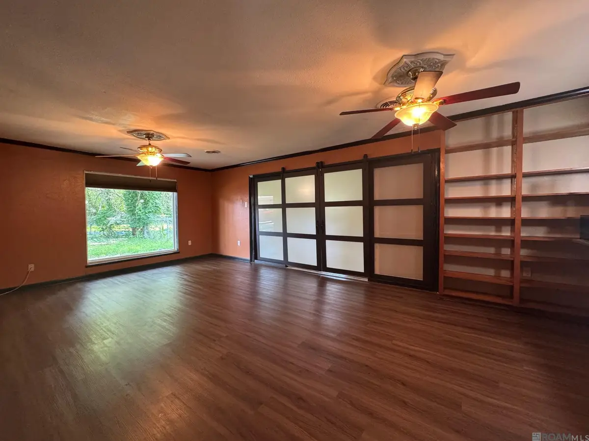 10970 Darius Dr, Baton Rouge, LA 70816 - Image #1