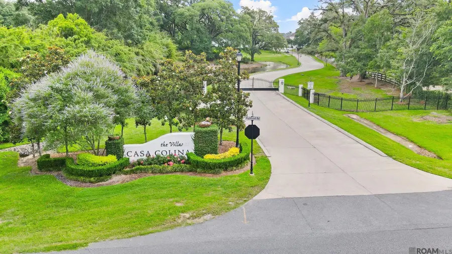 457 Casa Colina Ct, Baton Rouge, LA 70810 - Image #2