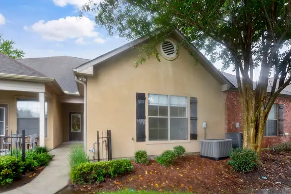 809 Summer Breeze Dr #1202, Baton Rouge, LA 70810