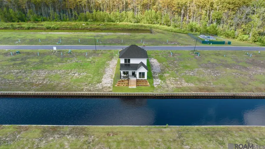 12856 St Lucia Dr, Maurepas, LA 70449 - Image #2