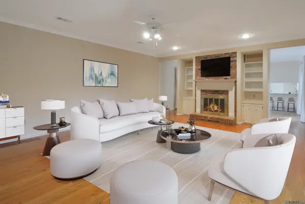 1919 W Magna Carta Pl, Baton Rouge, LA 70815