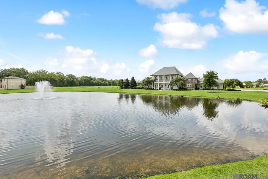 21910 Rabbit Run Dr, Baton Rouge, LA 70817 - Image #2