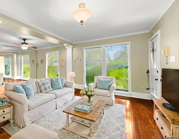 3012 Hundred Oaks Ave #2, Baton Rouge, LA 70808