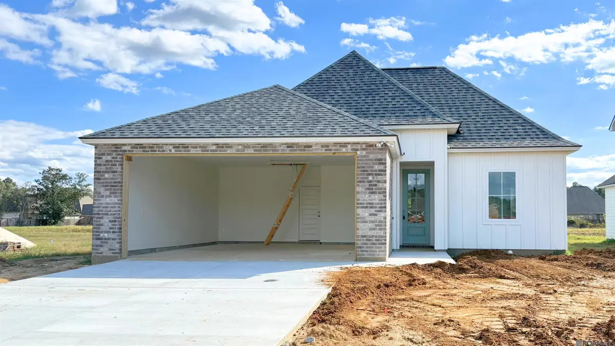 10486 High Point Dr, Denham Springs, LA 70706 - Image #1