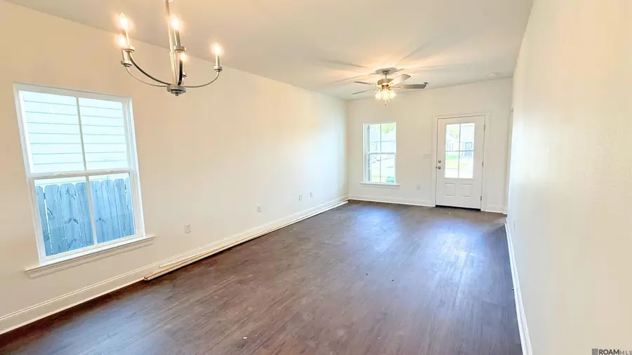515 S Iberville Ave, Gonzales, LA 70737 - Image #3