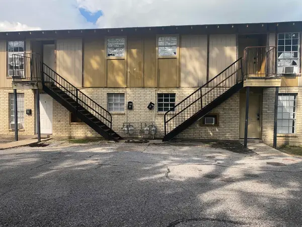 24805 Ferdinand St, Plaquemine, LA 70764