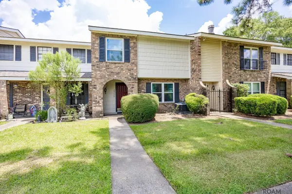 2606 Shadowbrook Dr, Saint George, LA 70816