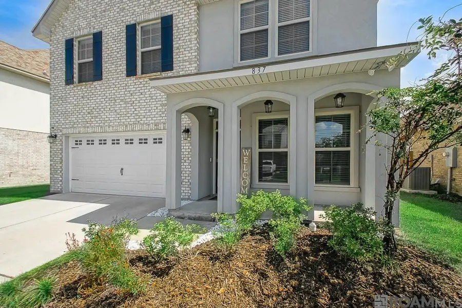 837 Elliston Dr, Gonzales, LA 70737 - Image #2