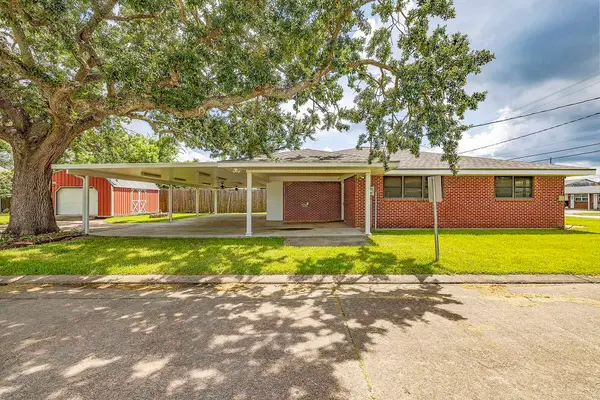 301 Highland Dr, Houma, LA 70364