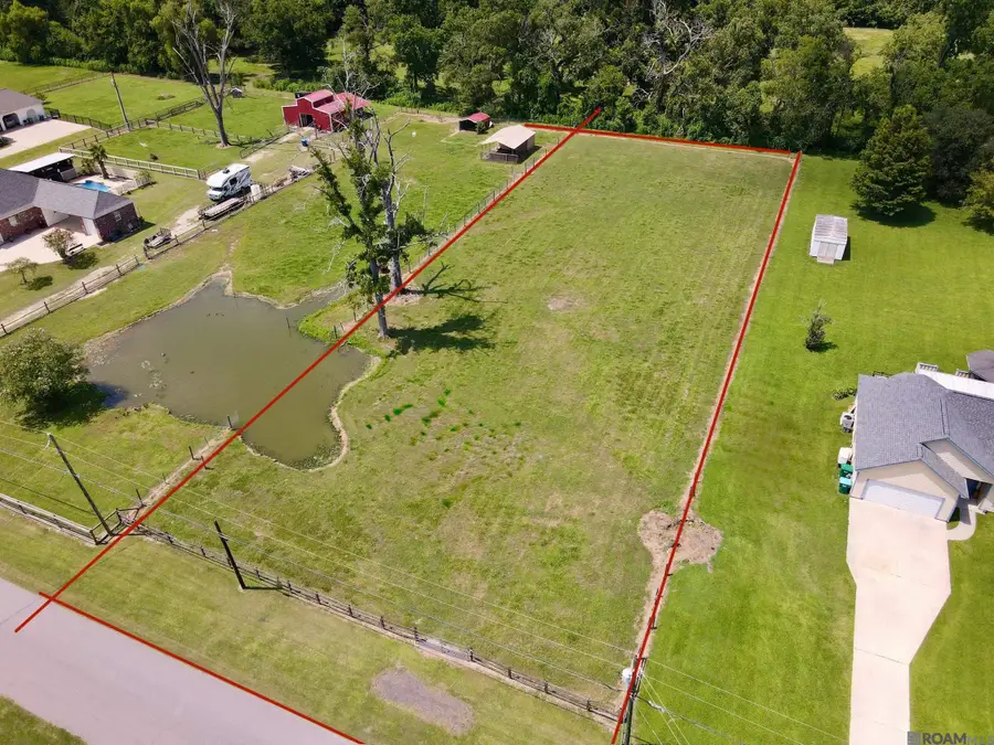 8856 Singleton Rd, Port Allen, LA 70767 - Image #3